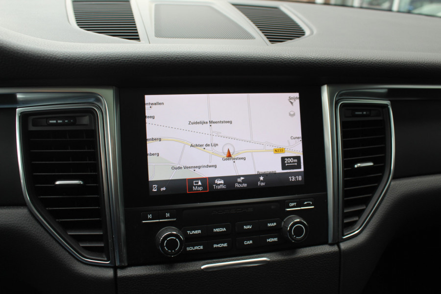Porsche Macan 2.0 / Panoramadak / Luchtvering / NL Auto / 79.843 km / Dealer onderhouden.