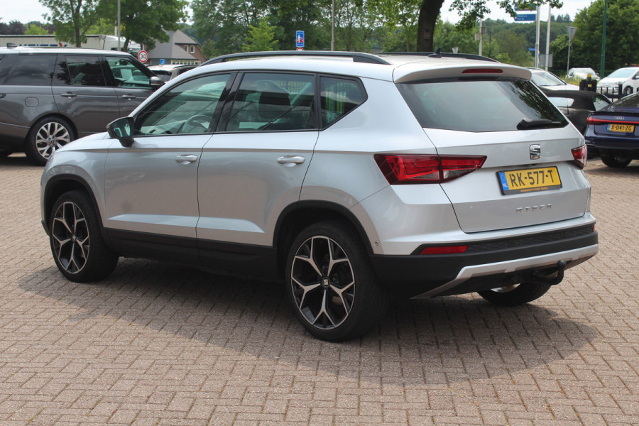 Seat Ateca 1.4 EcoTSI Style / Trekhaak / Panoramadak / Camera / 18'' / Navigatie / LED Koplampen / Dodehoek / DAB / ACC