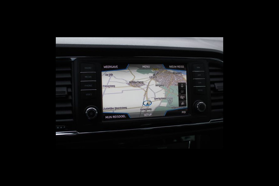 Seat Ateca 1.4 EcoTSI Style / Trekhaak / Panoramadak / Camera / 18'' / Navigatie / LED Koplampen / Dodehoek / DAB / ACC