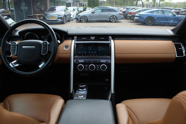 Land Rover Discovery 2.0 Td4 HSE Luxury / Trekhaak / Panoramadak / Camera / 22'' / Luchtvering / Keyless / DAB / Cruise Control