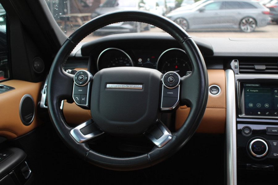 Land Rover Discovery 2.0 Td4 HSE Luxury / Trekhaak / Panoramadak / Camera / 22'' / Luchtvering / Keyless / DAB / Cruise Control