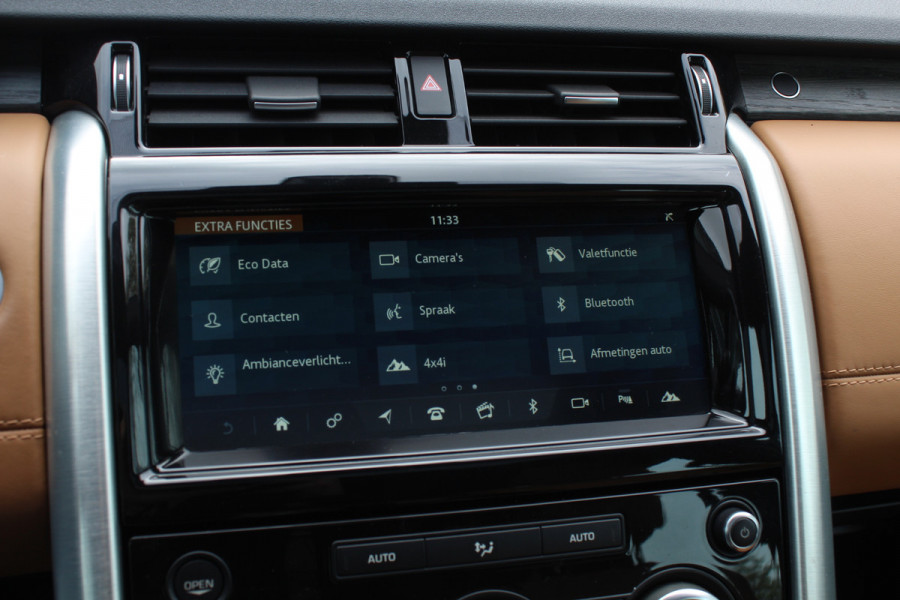 Land Rover Discovery 2.0 Td4 HSE Luxury / Trekhaak / Panoramadak / Camera / 22'' / Luchtvering / Keyless / DAB / Cruise Control