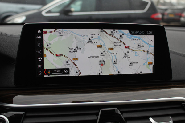 BMW 6 Serie Gran Turismo 630i High Exe. Edition 68.661 km! / Panoramadak / 360Camera / Head-up / Luchtvering / 20'' / Luxe Leder / Safety Pack / Luxury Line / Navigatie / Stoelverwarming