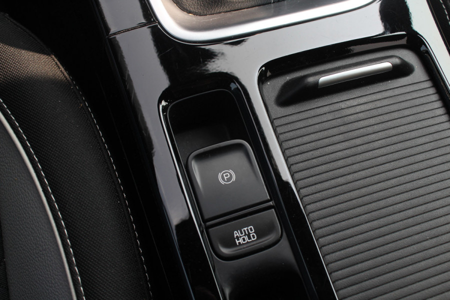 Kia Ceed Sportswagon 1.5 T-GDi GT-Line / Camera / Apple CarPlay / Keyless / 17'' / Stuurverwarming / Getint glas / DAB / Stoelverwarming