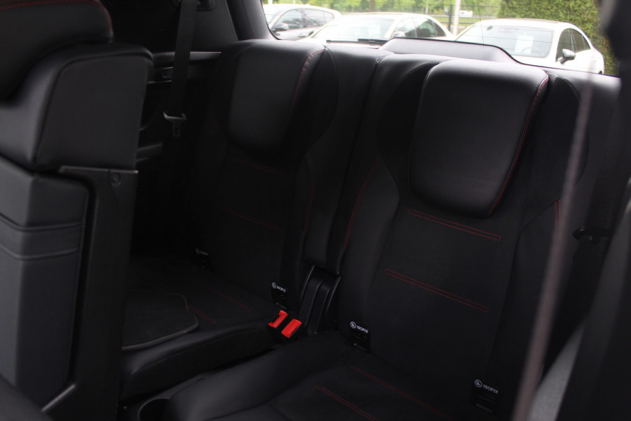 Mercedes-Benz Glb 200 Premium Plus 7p. / Panoramadak / Camera / 20'' / Sfeerverlichting / Navigatie / Dodehoek / DAB / Stoelverwarming / Cruise Control