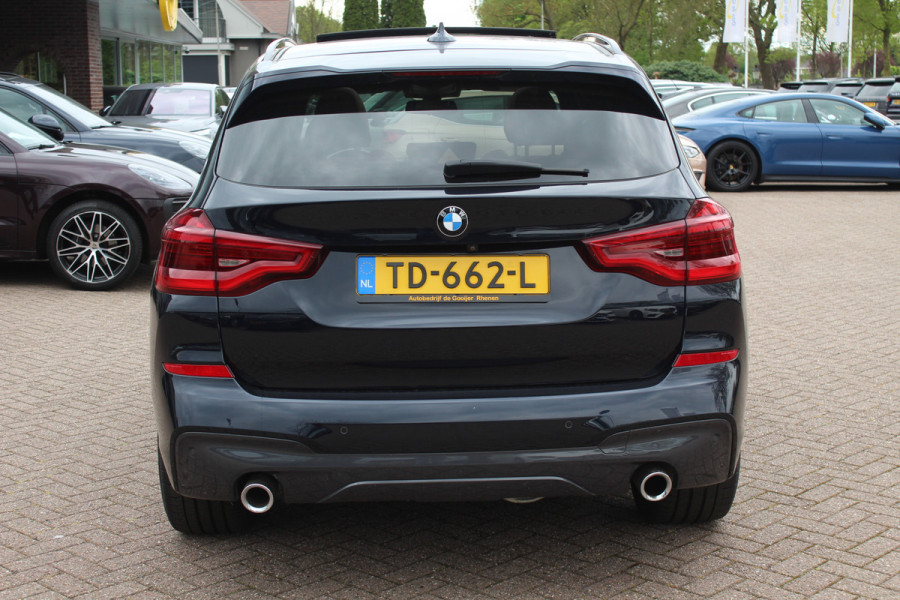 BMW X3 xDrive30i High Exe. M Sport / Trekhaak / Panoramadak / 360Camera / Head-up / Keyless / 20'' / Leder / Navigatie / ACC / Dodehoek / DAB / Stoelverwarming
