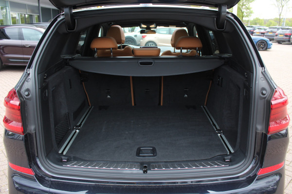 BMW X3 xDrive30i High Exe. M Sport / Trekhaak / Panoramadak / 360Camera / Head-up / Keyless / 20'' / Leder / Navigatie / ACC / Dodehoek / DAB / Stoelverwarming