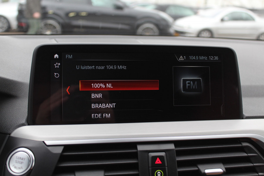 BMW X3 xDrive30i High Exe. M Sport / Trekhaak / Panoramadak / 360Camera / Head-up / Keyless / 20'' / Leder / Navigatie / ACC / Dodehoek / DAB / Stoelverwarming