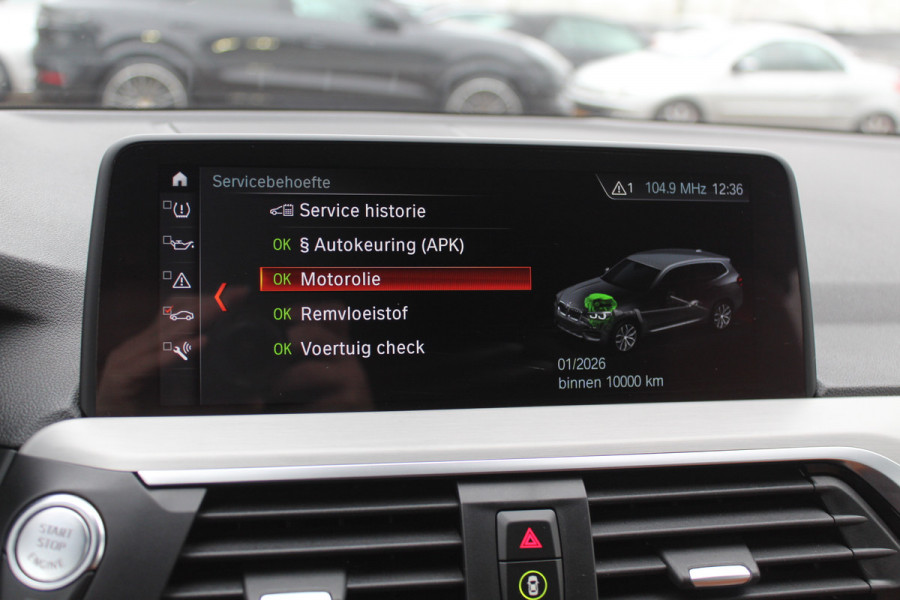 BMW X3 xDrive30i High Exe. M Sport / Trekhaak / Panoramadak / 360Camera / Head-up / Keyless / 20'' / Leder / Navigatie / ACC / Dodehoek / DAB / Stoelverwarming