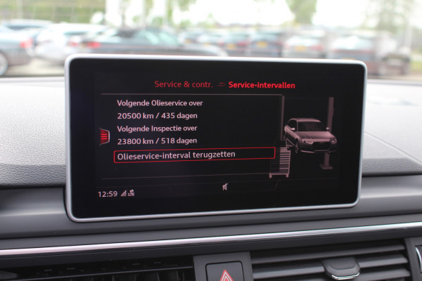 Audi RS4 Avant 2.9 TFSI quattro / Milltek / Panoramadak / Camera / Head-up / Sportuitlaat / 20'' / Luxe Leder / Dodehoek / Virtual Cockpit / Stoelmassage / B&O