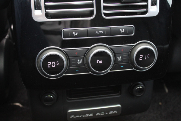 Land Rover Range Rover 3.0 SDV6 Hybrid Autobiography / Trekhaak / Panoramadak / Head-up / 22'' / Leder / Keyless / Meridian / Dodehoek / DAB