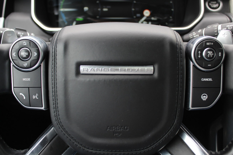 Land Rover Range Rover 3.0 SDV6 Hybrid Autobiography / Trekhaak / Panoramadak / Head-up / 22'' / Leder / Keyless / Meridian / Dodehoek / DAB