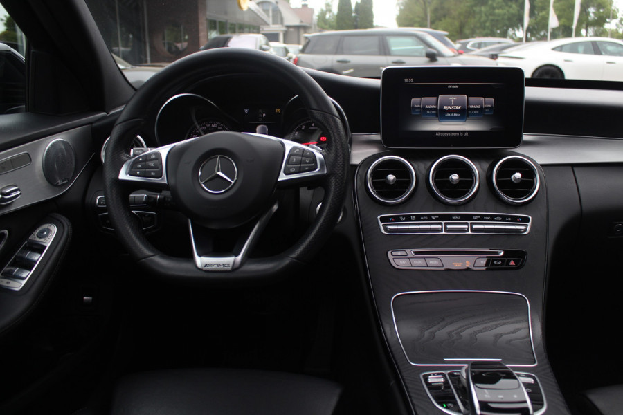 Mercedes-Benz C-Klasse 180 Sport Edition Premium Plus / Panoramadak / 360Camera / Burmester / Leder / 19'' / Sfeerverlichting / Memory seats / Nightpakket / Navigatie / Dodehoek / Cruise Control