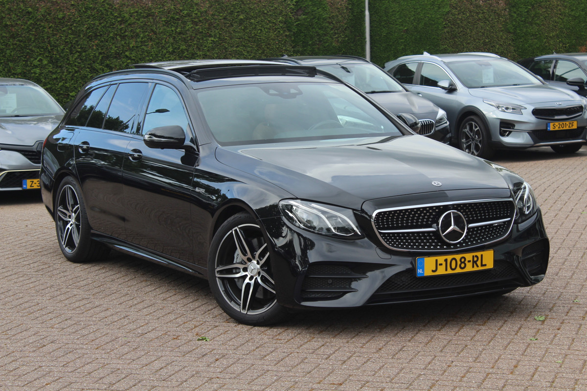 Mercedes-Benz E-Klasse Estate AMG 43 4MATIC Premium Plus / Panoramadak / 360Camera / Leder / Memory seats / 19'' / Luchtvering / Navigatie / Stoelverwarming Mercedes-Benz E-Klasse Estate AMG 43 4MATIC Premium Plus / Panoramadak / 360Camera / Leder / Memory seats / 19'' / Luchtvering / Navigatie / Stoelverwarming