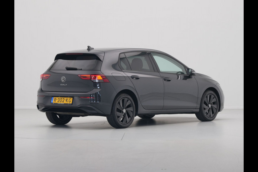 Volkswagen Golf 1.0 TSI 90pk Navi via App Pdc Clima Acc 315