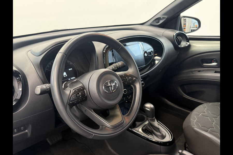 Toyota Aygo X 1.0 VVT-i S-CVT Envy 5-Drs. ClimateControl 18'lmv Navigatie 24 maanden garantie mogelijk (*vraag naar de voorwaarden)