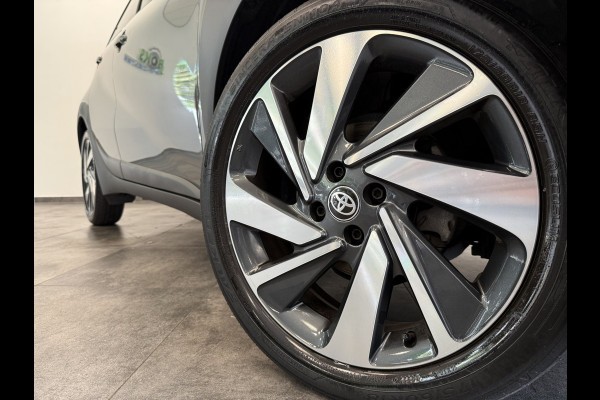 Toyota Aygo X 1.0 VVT-i S-CVT Envy 5-Drs. ClimateControl 18'lmv Navigatie 24 maanden garantie mogelijk (*vraag naar de voorwaarden)