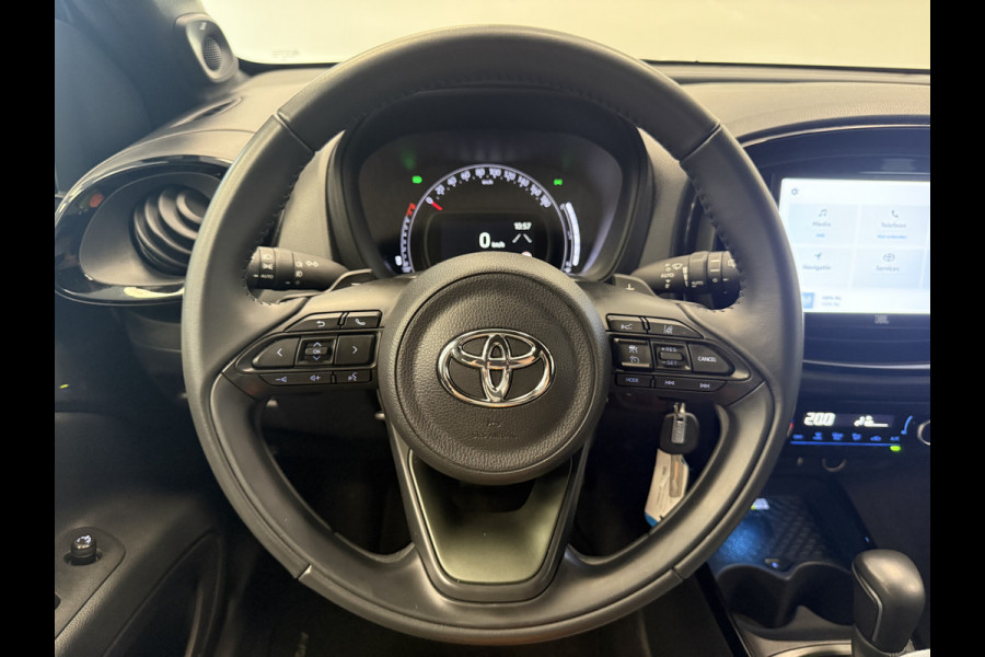 Toyota Aygo X 1.0 VVT-i S-CVT Envy 5-Drs. ClimateControl 18'lmv Navigatie 24 maanden garantie mogelijk (*vraag naar de voorwaarden)