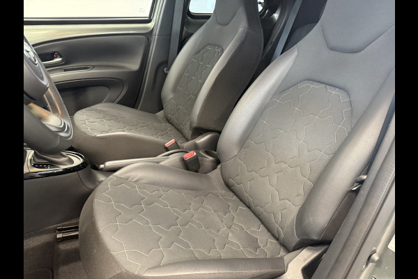 Toyota Aygo X 1.0 VVT-i S-CVT Envy 5-Drs. ClimateControl 18'lmv Navigatie 24 maanden garantie mogelijk (*vraag naar de voorwaarden)