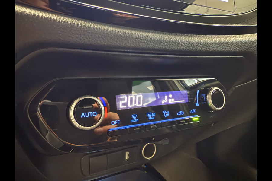 Toyota Aygo X 1.0 VVT-i S-CVT Envy 5-Drs. ClimateControl 18'lmv Navigatie 24 maanden garantie mogelijk (*vraag naar de voorwaarden)
