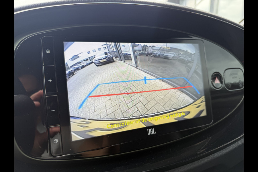 Toyota Aygo X 1.0 VVT-i S-CVT Envy 5-Drs. ClimateControl 18'lmv Navigatie 24 maanden garantie mogelijk (*vraag naar de voorwaarden)