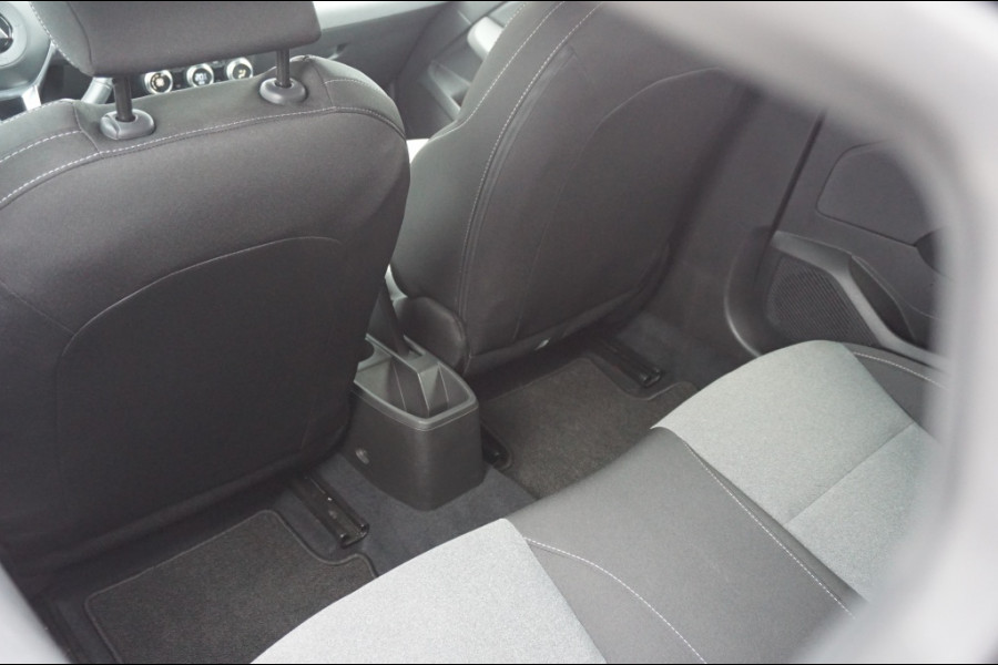 Mitsubishi Colt 90PK Intense CARPLAY | CLIMA | CAMERA | KEYLESS | CRUISE | LED!