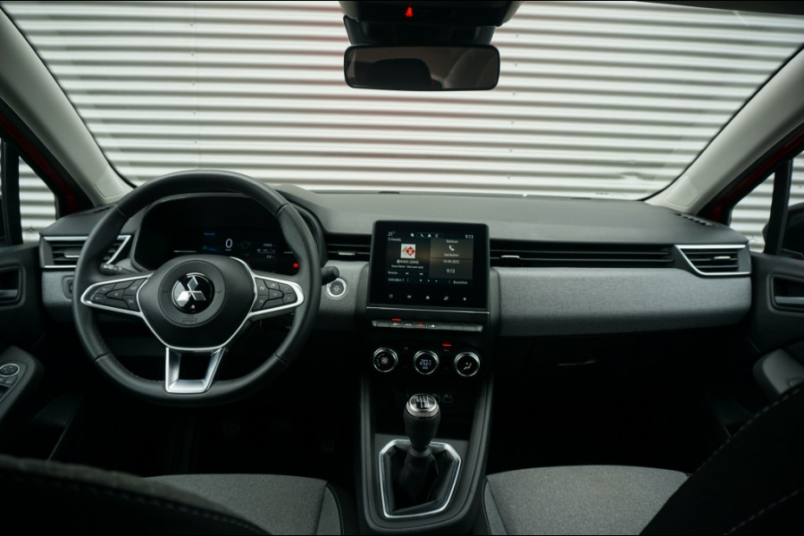 Mitsubishi Colt 90PK Intense CARPLAY | CLIMA | CAMERA | KEYLESS | CRUISE | LED!