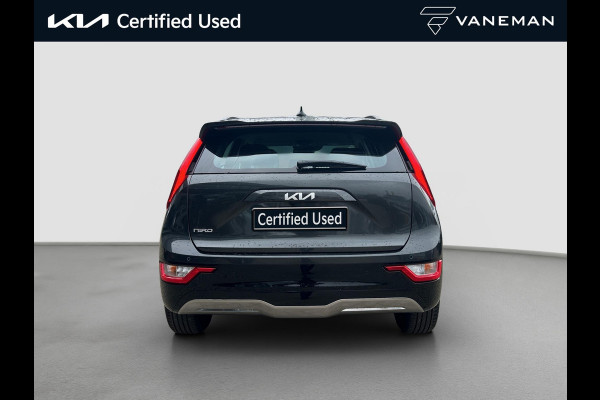 Kia Niro EV DynamicLine 64.8 kWh Gratis Laadpaal | Automaat | Camera | Navi | Cruise | H-Leder | Apple Carplay & Android Auto |
