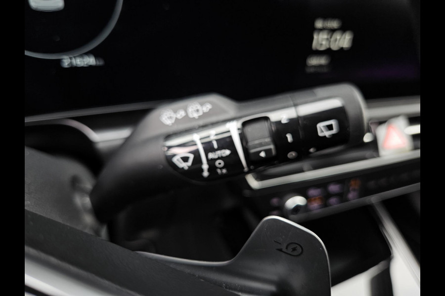 Kia Niro EV DynamicLine 64.8 kWh Gratis Laadpaal | Automaat | Camera | Navi | H-Leder | Apple Carplay/Android Auto | Key-Less | Clima | 17" Velgen | PDC | Cruise | LED |