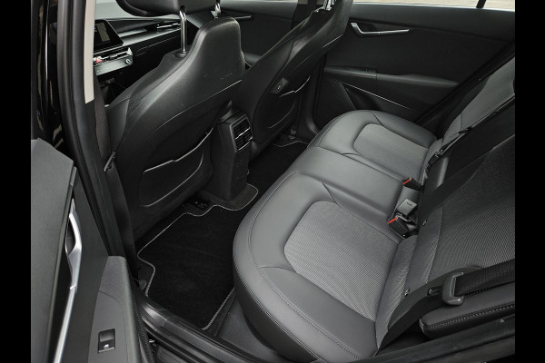 Kia Niro EV DynamicLine 64.8 kWh Gratis Laadpaal | Automaat | Camera | Navi | H-Leder | Apple Carplay/Android Auto | Key-Less | Clima | 17" Velgen | PDC | Cruise | LED |