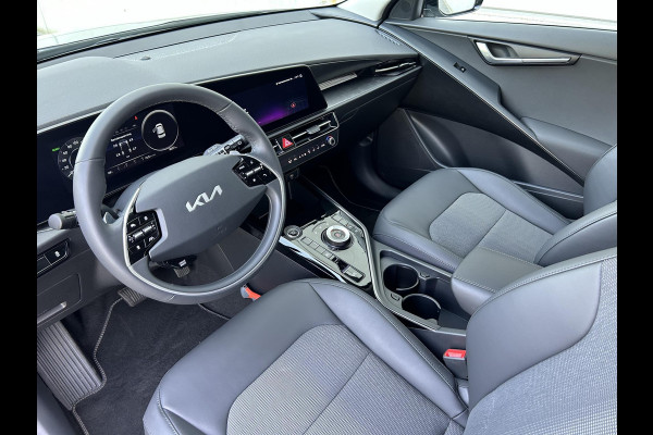 Kia Niro EV DynamicLine 64.8 kWh Gratis Laadpaal | Automaat | Camera | Navi | H-Leder | Apple Carplay/Android Auto | Key-Less | Clima | 17" Velgen | PDC | Cruise | LED |