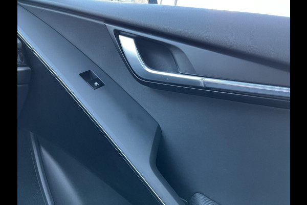 Kia Niro EV DynamicLine 64.8 kWh Gratis Laadpaal | Automaat | Clima | Camera | Cruise | H-Leder | Apple Carplay & Android Auto |