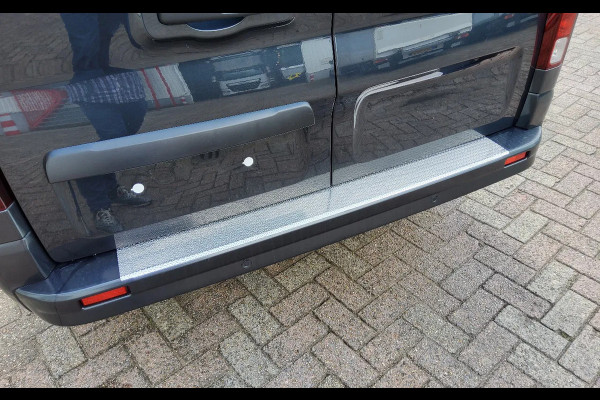 Renault Trafic 150 PK AUTOMAAT L2H1 GESLOTEN - EURO 6 - GRIJS COMETE METALLIC - V-58-JPX - BPM VRIJ!