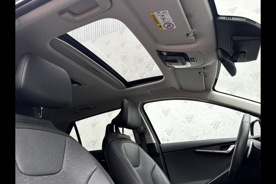 Kia Niro EV ExecutiveLine 64.8 kWh Gratis Laadpaal | Climate Control | Schuif- Kanteldak | Leder interieur | Apple Carplay & Android auto |