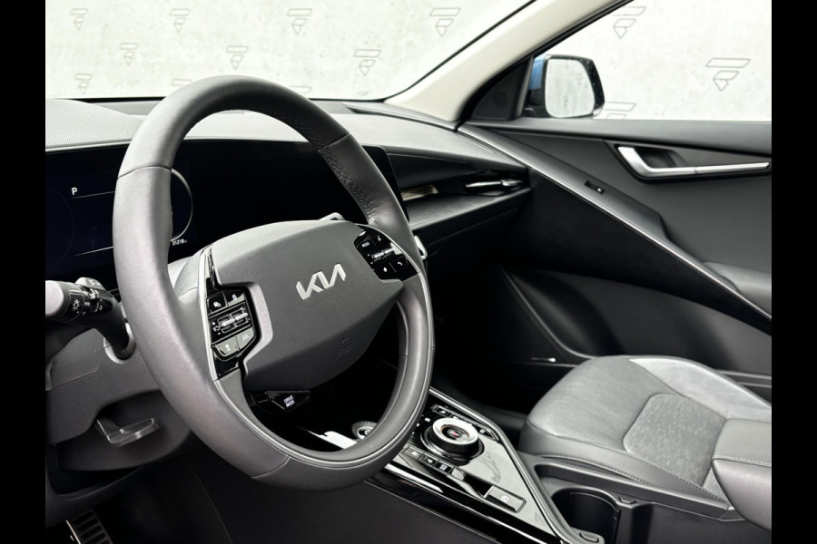 Kia Niro EV ExecutiveLine 64.8 kWh Gratis Laadpaal | Climate Control | Schuif- Kanteldak | Leder interieur | Apple Carplay & Android auto |
