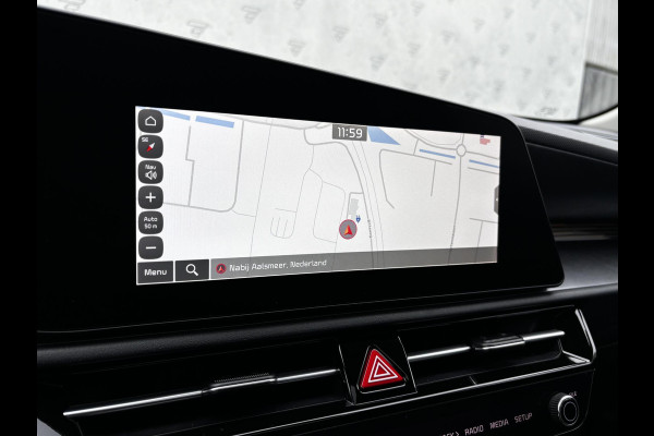 Kia Niro EV ExecutiveLine 64.8 kWh Gratis Laadpaal | Climate Control | Schuif- Kanteldak | Leder interieur | Apple Carplay & Android auto |
