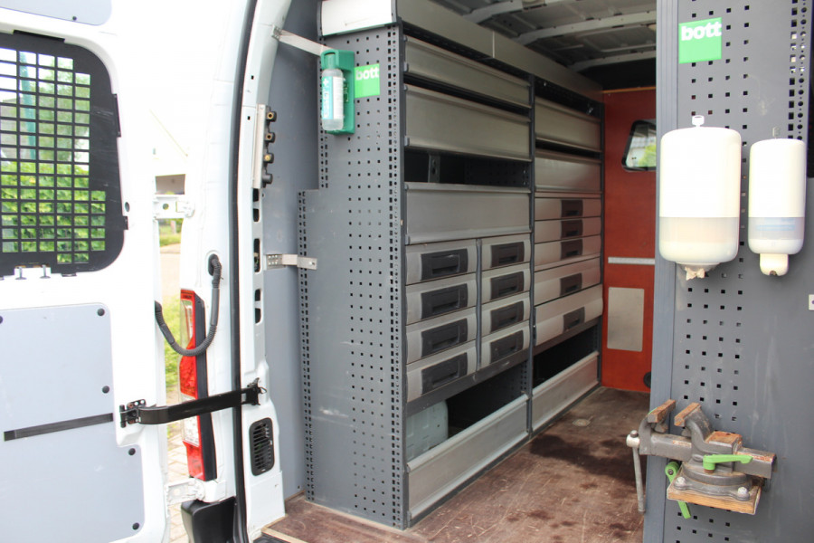 Opel Movano T35 2.3 CDTI BiTurbo 170PK Euro6 Automaat L1H2 Servicebus ✓ Bott inrichting ✓ Stroomomvormer ✓ Standkachel
