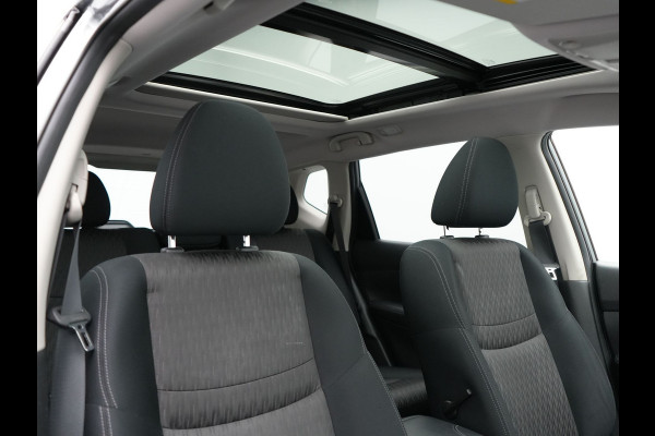 Nissan X-Trail 1.3 DIG-T N-Tec Automaat Dealer O.H. | Panodak | Navigatie | 360 Camera | Stoel & Stuurverwarming | LED Koplampen | Climate Control | Cruise Control | DAB |
