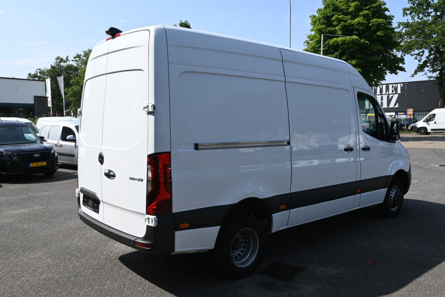 Mercedes-Benz Sprinter 516 CDI L2H2 2 Schuifdeuren, LED, MBUX met 360 graden Camera, Standkachel