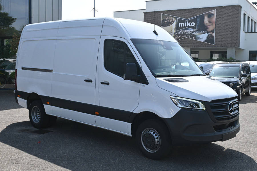 Mercedes-Benz Sprinter 516 CDI L2H2 2 Schuifdeuren, LED, MBUX met 360 graden Camera, Standkachel