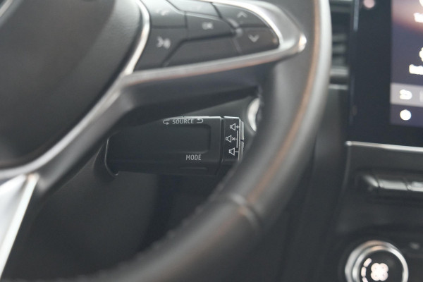 Renault Captur TCe 90 Techno | 360 Camera | 9.3 Inch Grootscherm | Apple Carplay | Navigatie