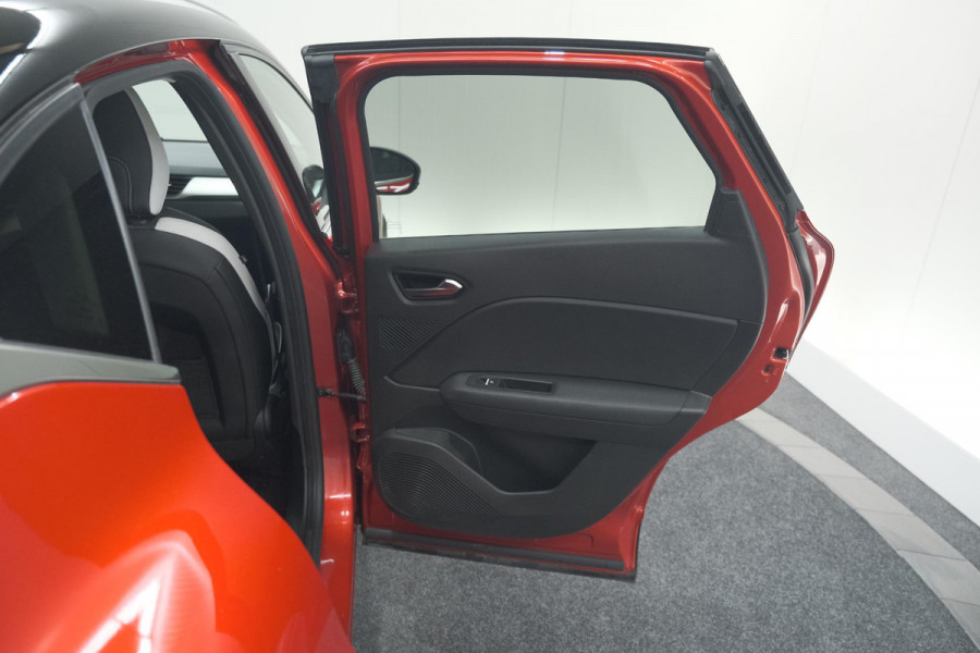 Renault Captur TCe 90 Techno | 360 Camera | 9.3 Inch Grootscherm | Apple Carplay | Navigatie
