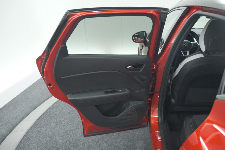 Renault Captur TCe 90 Techno | 360 Camera | 9.3 Inch Grootscherm | Apple Carplay | Navigatie
