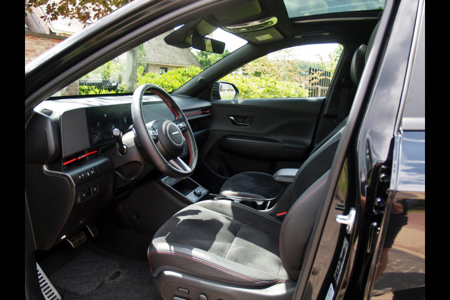 Hyundai Kona 1.6 GDI HEV N Line Sky | Panoramadak | 360 Camera | Apple Carplay | Stoelverwarming | NL-Auto |