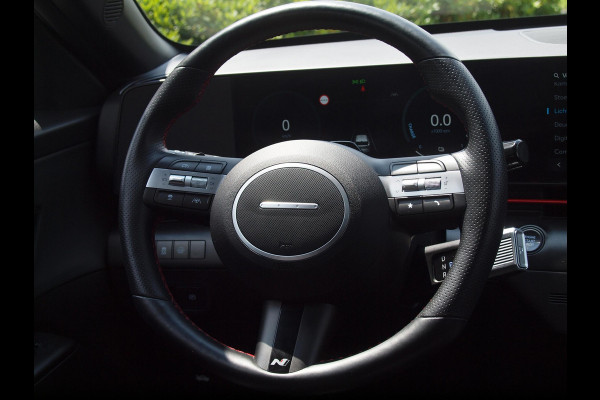 Hyundai Kona 1.6 GDI HEV N Line Sky | Panoramadak | 360 Camera | Apple Carplay | Stoelverwarming | NL-Auto |