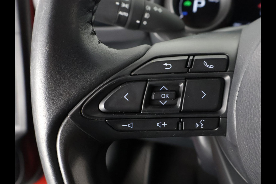 Toyota Yaris Cross 1.5 HYBRID DYNAMIC LUXERY LINE BI-TONE NAVI.ZEER COMPLEET. GARANTIE TOT 2033!
