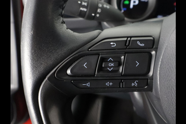 Toyota Yaris Cross 1.5 HYBRID DYNAMIC LUXERY LINE BI-TONE NAVI.ZEER COMPLEET. GARANTIE TOT 2033!