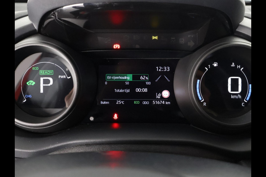 Toyota Yaris Cross 1.5 HYBRID DYNAMIC LUXERY LINE BI-TONE NAVI.ZEER COMPLEET. GARANTIE TOT 2033!