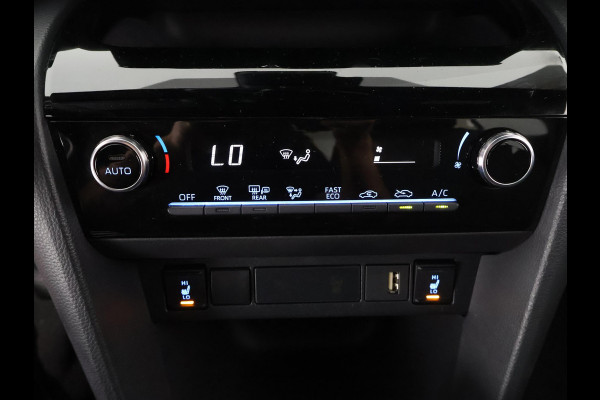 Toyota Yaris Cross 1.5 HYBRID DYNAMIC LUXERY LINE BI-TONE NAVI.ZEER COMPLEET. GARANTIE TOT 2033!