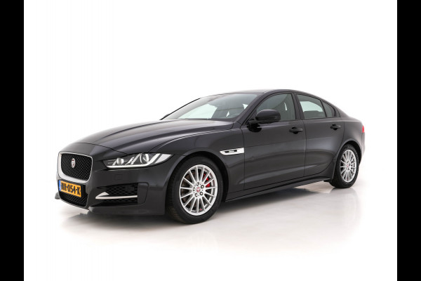 Jaguar XE 2.0 D R-Sport-Pack Aut. *LEATHER-MICROFIBRE | BI-XENON | NAVI-FULLMAP | MERIDIAN-SOUND | HEATED-SPORTSEATS | CAMERA | ECC | KEYLESS | PDC | SHIFT-PADDLES | LANE-ASSIST | CRUISE | 17''ALU*